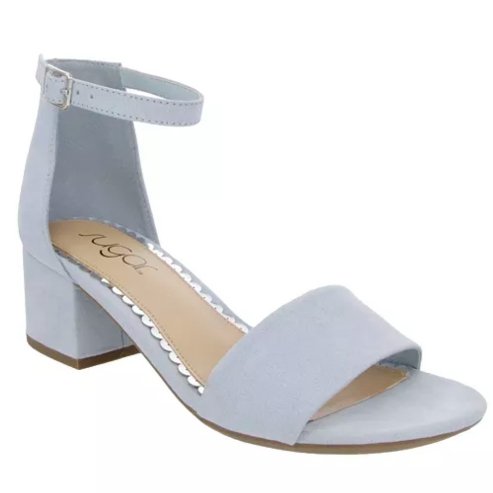 NWOT Sugar Noelle Low Block Heel Sandals
